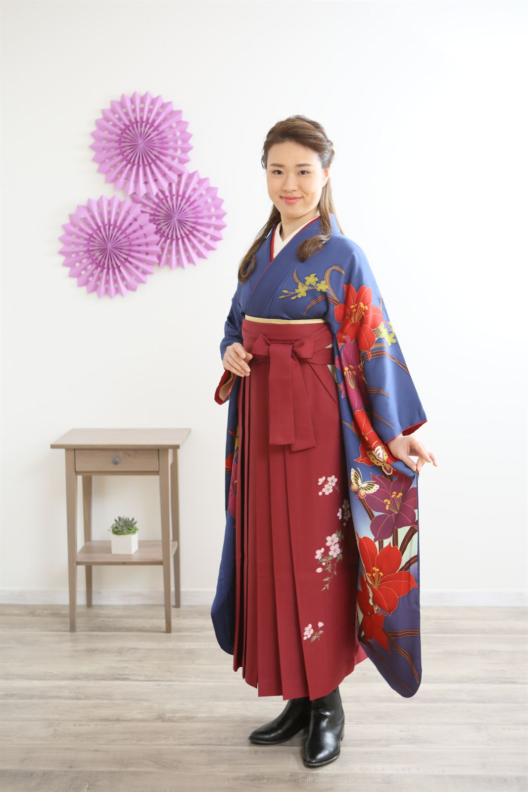 Navy furisode with a deep-red hakama