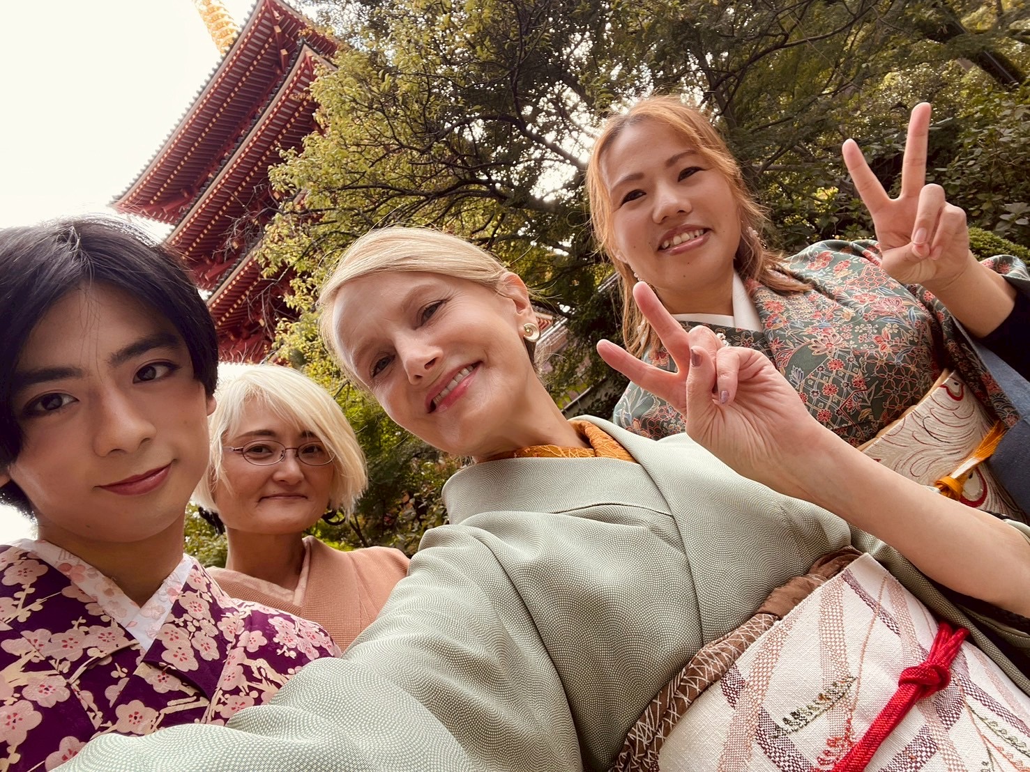 Visiting kimono dressing service